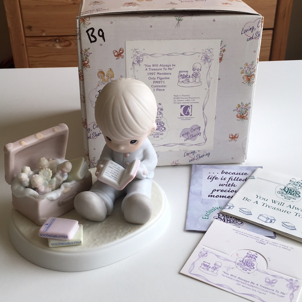 NIB Precious Moments “Always A Treasure” 1997